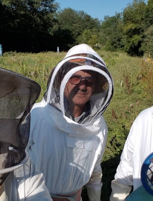 Jacky Guerrée apiculteur récoltant